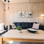 8 Person In Ferienhaus *