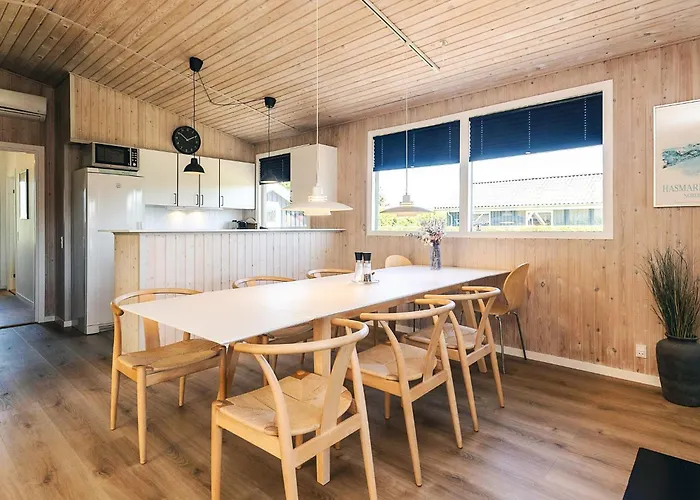 8 Person In Semesterbostad