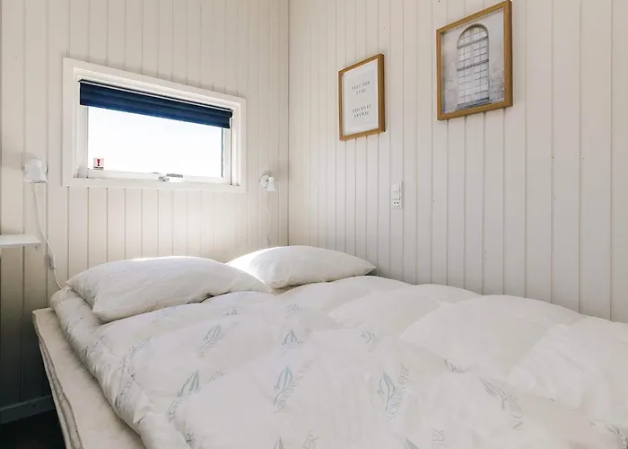 Semesterbostad 8 Person In