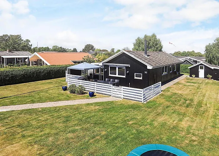 8 Person In Semesterbostad