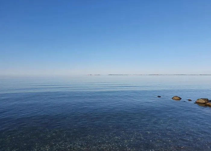 Semesterbostad 8 Person In